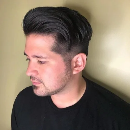 Corte de pelo sencillo con degradado para cabello grueso
