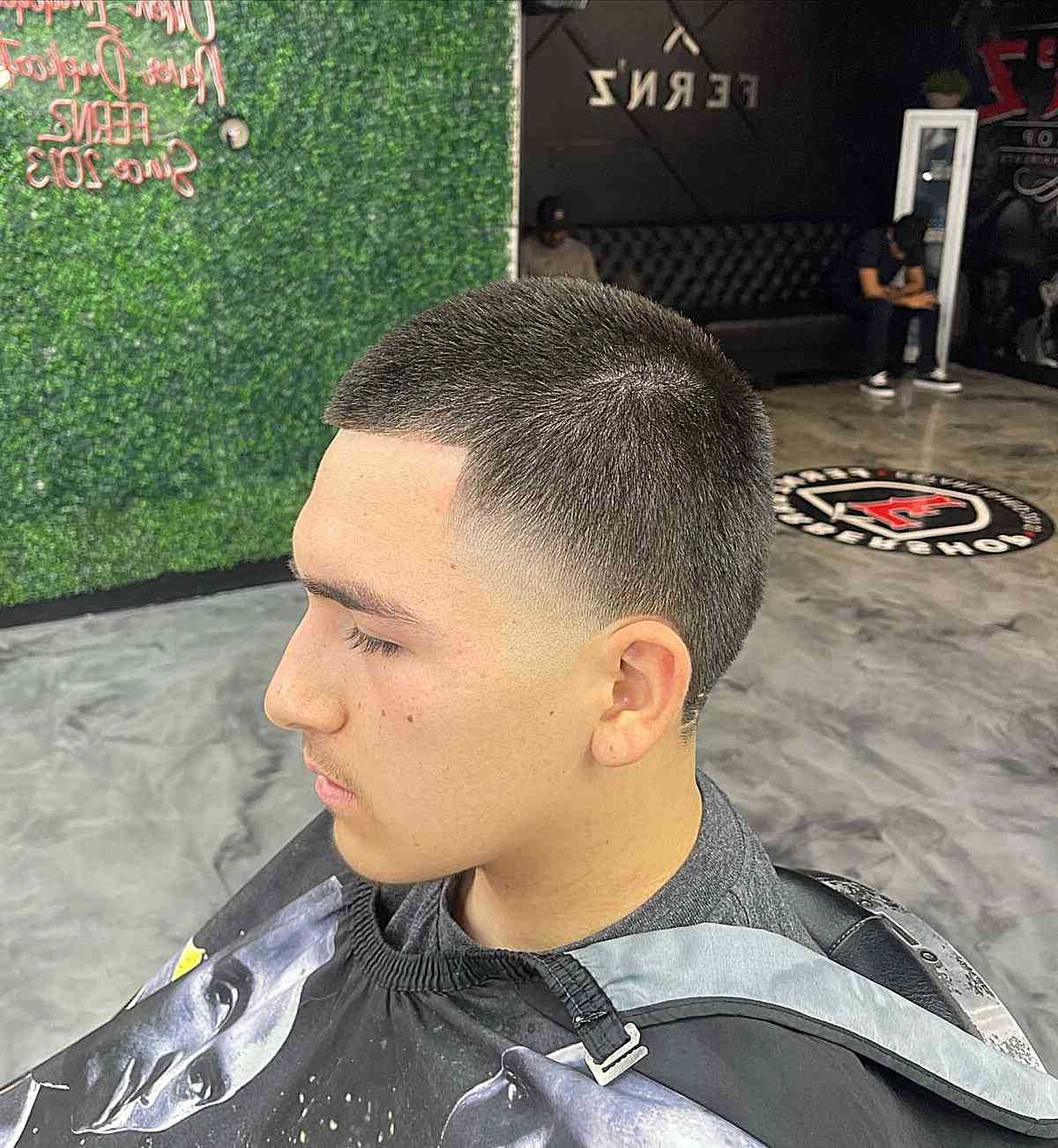 Corte rapado + desvanecimiento temporal